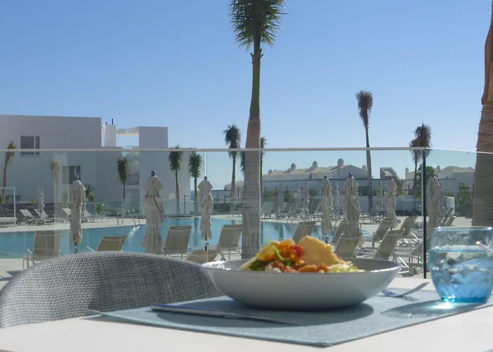 Hotel Lava Beach